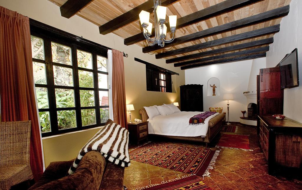 Guayaba Inn Boutique Hotel ซานกริสโตบัล เด ลาสกาซาส ภายนอก รูปภาพ